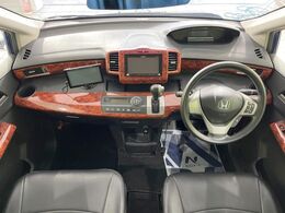 グループ総在庫数約30，000台！！全国の系列店からメーカー・車種問わずご紹介出来るので、あなたにピッタリのお車が見つかるはずです♪まずはお問い合わせ下さい☆