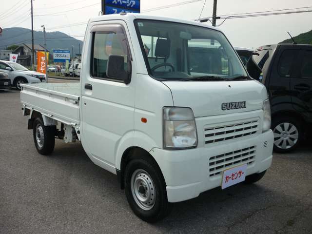 当社の自社工場は国の許可を頂いている認証工場なので、ご納車までの整備を安心してお乗りいただけるようしっかり対応致します。