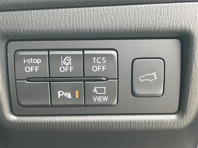 納車前に内外装のクリーニングをいたします。各種コーティング（別途有料）もご用意しておりますので、是非ご相談ください。