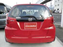 車検整備2年付き！支払総額32万円！ワンオーナー　禁煙車　スマートキー　内外装綺麗な車両なので一度ご覧ください！