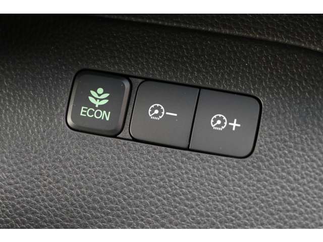 ECONモードを標準装備★エンジンやCVTなどを最適にコントロール自動的にムダを省いて燃費の向上をサポートします。