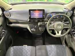 グループ総在庫数約30，000台！！全国の系列店からメーカー・車種問わずご紹介出来るので、あなたにピッタリのお車が見つかるはずです♪まずはお問い合わせ下さい☆