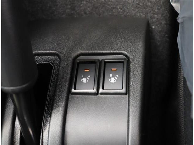 内外装クリーニングが実施されますので、気持ち良く新しいカーライフがスタートできます