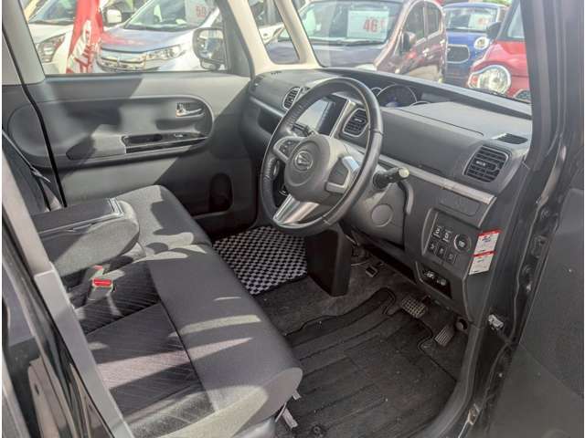【車内抗菌・抗ウィルス＋消臭】車内抗菌オプションございます！車内抗菌・抗ウィルス＋消臭を行うことで快適なドライブ。ご使用直後はアルコールによる殺菌効果があり、消臭・抗菌します！