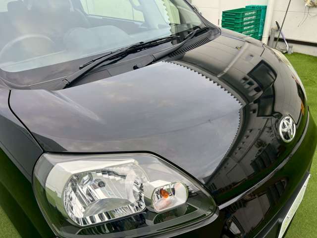 軽自動車から外車まで選び抜かれたお薦め車両を展示中