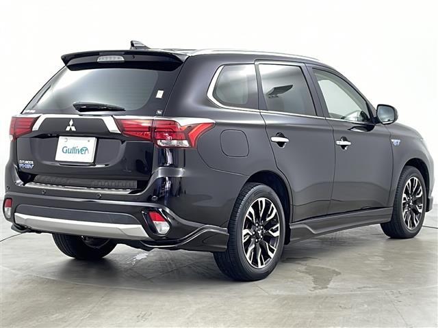 【右斜後】ガリバーの保証は、走行距離が無制限！電球や消耗品、ナビ等の社外品も保証対象。末永いカーライフに対応する充実した保証内容（保証期間によって保証内容は変わります。)