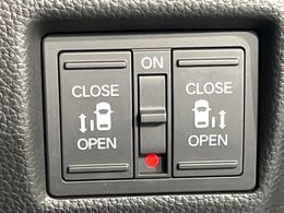 【両側パワースライドドア】スマートキーや運転席のスイッチで後席両側スライドドアの開閉が可能♪電動だから力を入れてドアを開ける必要が無く、小さなお子様でも簡単に開け閉めでき快適です♪