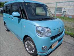 装備はナビやテレビはもちろん、CD/DVD再生・Bluetoothも接続できます。