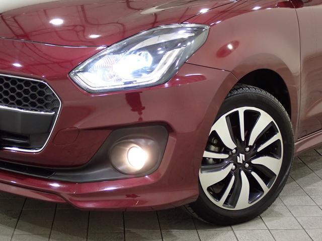 ヘッドライトとポジションランプには「LED」搭載！更にはハロゲンのフォグランプも装備して明るく夜道を照らし出します！これって実は安全上とても大事！