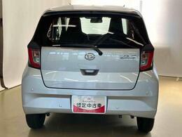 但し当店では販売だけでなく、ご購入後のアフターサービスもご提供となりますので、店頭商談並びに店頭納車可能なお客様への販売とさせていただいています。ご了承下さい。