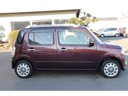 7インチナビ・CD/DVD再生・Bluetooth・Bカメラ・ETC・アイドリングストップ・フォグランプ・ルーフレール・オートエアコン・シートヒーター