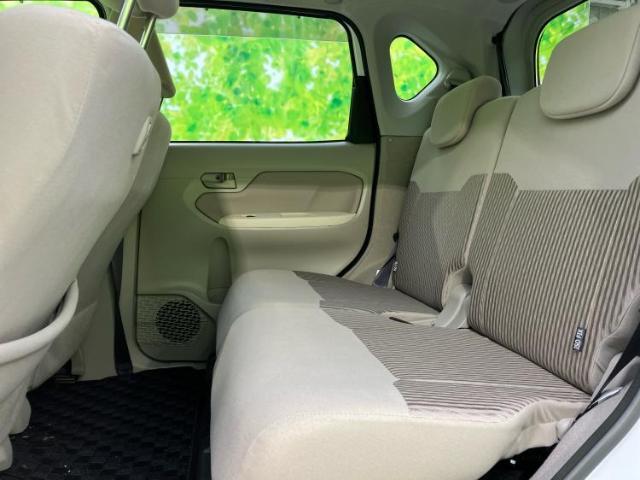 WECARSでは各商談席に大型モニターをご用意しております！見やすい大画面でゆったりと全国の在庫をご覧いただけます！是非ご来店お待ちしております！