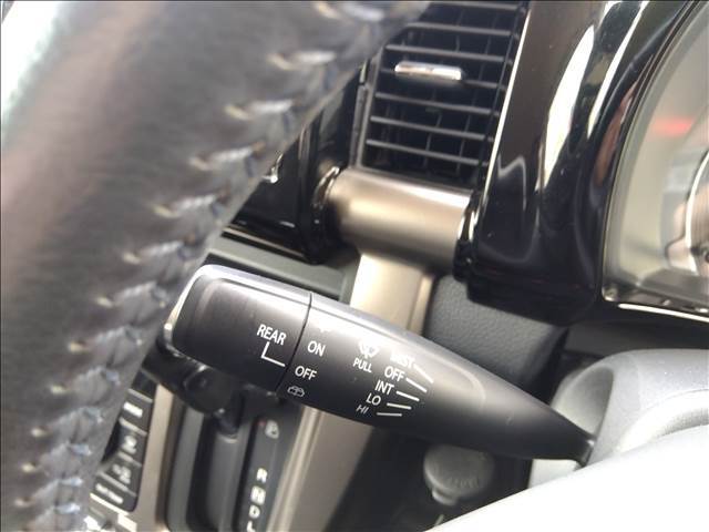 4WD☆禁煙車☆走行4.7万キロ☆ナビ☆TV☆衝突軽減B☆車線逸脱警報☆アイドリングストップ☆ETC☆ハーフレザーシート☆前席シートヒーター☆ヒルディセントコントロール☆ルーフレール☆試乗出来ます☆