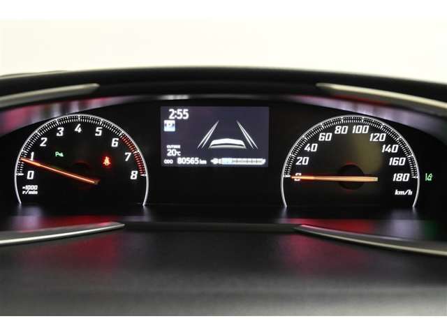 『オプティトロンメーター』 ＋ 『4.2インチTFTカラーマルチインフォメーションディスプレイ』を装備しています。