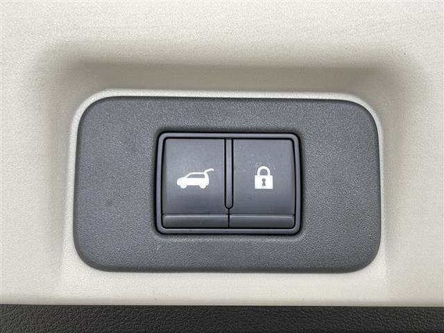 【運転席操作部】快適なドライブを楽しむための機能が装備されています！運転席から触れるので、使いやすいです！除菌プランいれていただくと、さらに清潔で安心していただけます！