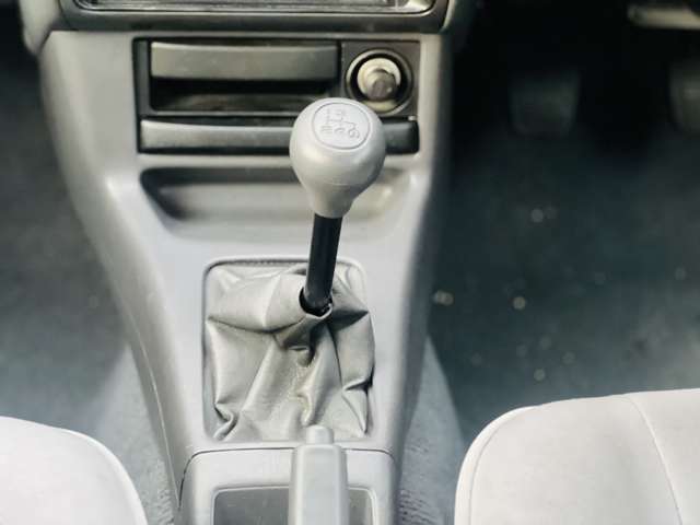 電話090-4054-7070までお気軽に問い合わせ下さい♪その際、「カーセンサーを見たよ」と教えて下さいネ！お待ちしております♪当店はメールbehedo_co_ltd@yahoo.co.jp でもお問い合わせが出来ます。