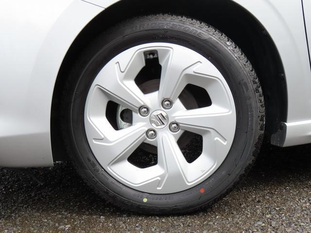 足元を引き締めて魅せるアルミホイールを装着☆