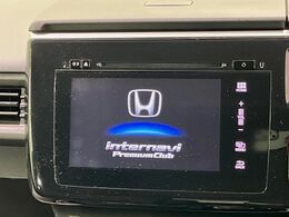 【メーカー純正ナビ】インテリアに溶け込むスタイリッシュな「専用設計」メーカーナビを装備♪視認性や操作性など基本性能にも優れ、より上質なカーライフをお楽しみいただけます。