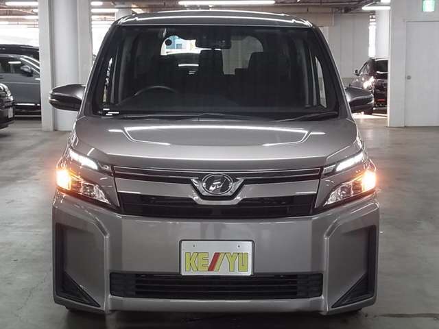 自社陸運局指定工場完備！国家資格車検検査員資格を持った整備士による整備。走行に関係のない所も不具合箇所があれば修理してお渡しいたします。