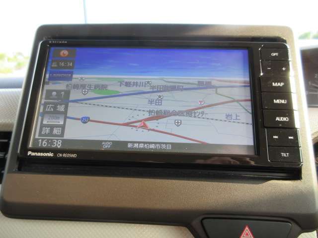 ストラーダナビ・フルセグTV・Bluetooth！