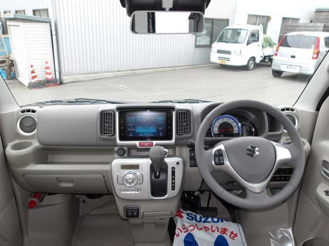 大切なお買い物ですから、是非納得のいくまで見比べてみる事をオススメします。車の状態や、保証の有無。購入後のアフターに至るまでなんなりとご相談下さい。無料通話(携帯可)0078-6002-682813