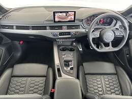 アウディならではの洗練された高級感と落ち着きのあるデザインは秀逸です。シートにMMIのナビゲーションも操作性良好です。