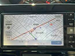 【純正ナビ】専用設計で車内の雰囲気にマッチ！ナビ利用時のマップ表示は見やすく、テレビやDVDは臨場感がアップ！いつものドライブがグッと楽しくなります！