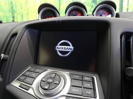 【メーカー純正ナビ】インテリアに溶け込むスタイリッシュな「専用設計」メーカーナビを装備♪視認性や操作性など基本性能にも優れ、より上質なカーライフをお楽しみいただけます。
