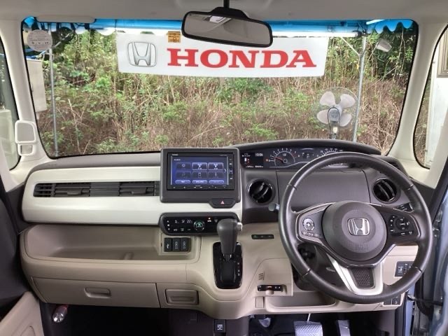 先進の安全運転支援機能【Honda SENSING】を搭載。衝突軽減ブレーキや誤発信抑制機能など様々な機能で安全運転をサポートします。機能一覧はHondaオフィシャルサイトで確認できます。