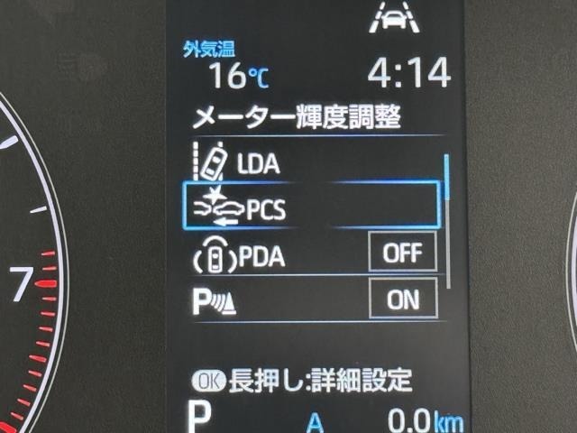 先進の安全装備ついてます。詳しい装備内容、仕様等につきましてはスタッフにお問合せ下さい。