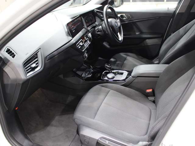 自社工場もございます！輸入車専用コンピュターも完備しております！アフターメンテナンスもお任せ下さい！
