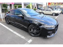 55TSFI！クワトロSライン！黒ルーフ付き！ROAMAIR4輪独エアサス施工（ノーマル有ります）！グリルRS！デジタルミラー！フルオプション車！16スピーカー！21AW！ディラー記録簿！詳細別紙！