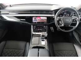 Audiのインテリアはエクステリア同様、優れたデザイン性とクオリティ、そして機能性を兼ね備えております。