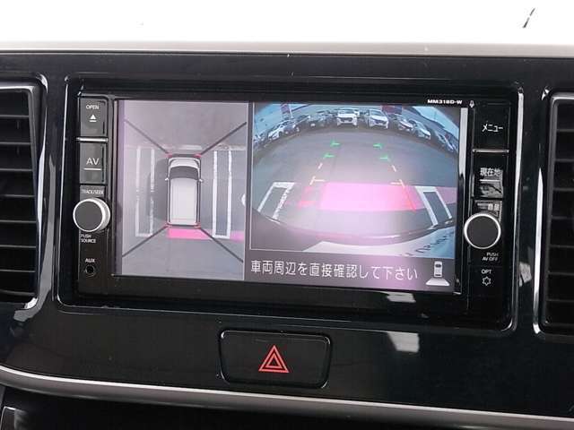純正ナビを搭載♪アラウンビューモニター連動で、空の上から見下ろすような視点でスムースに駐車ができますね(*^^)v