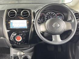 【ハンドル】『ハンドル/ステアリング』の画像になります。写真の内容に関してご不明点、ご質問等がございましたらお気軽にガリバー店舗までお問い合わせください。