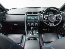 認定中古車　純正20インチAW　全周囲カメラ　パワーシート　パワーテールゲート　ジャガードライブコントロール　アダプティブクルーズコントロール　パノラミックルーフ