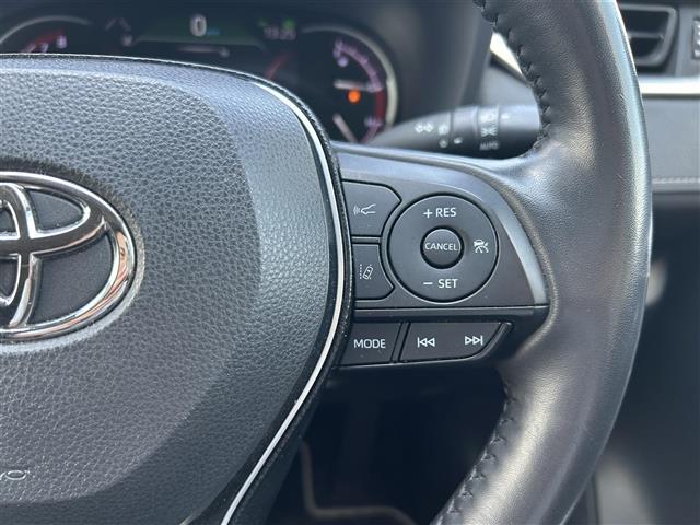 店舗にて現車の確認もいただけますので、お電話で在庫のご確認の上是非ご来店くださいませ！！！