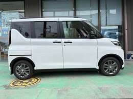 ルーフレール　両側パワスラ　LEDヘッドライト　ビルトインETC