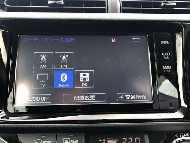 Bluetooth(ブルートゥース）接続機能付き。　スマートホンなどからお気に入りの音楽をワイヤレス再生できます。　ドライブがさらに楽しくなりますね♪