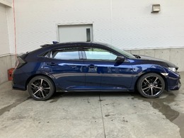 中古車のクレジット、カーリースもお取り扱いさせて頂いております。ご質問等も営業スタッフが対応させて頂きます。お気軽にお問い合わせください。