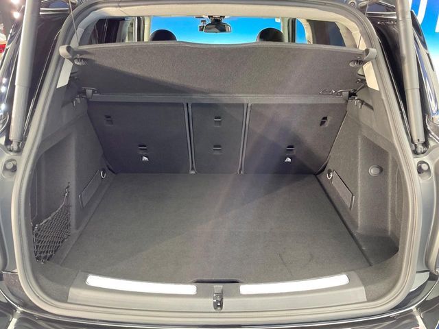 ●トランクルーム：趣味が広がる収容スペース！これだけの広さがあればお買い物やレジャーなどにも最適です！使用感も少なくきれいな状態を維持しております。