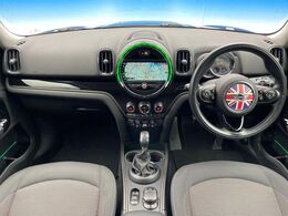 輸入車グループ総在庫数約2，000台！全国の系列店からメーカー・車種問わずご紹介出来るので、あなたにピッタリのお車が見つかるはずです♪まずはお問い合わせ下さい☆