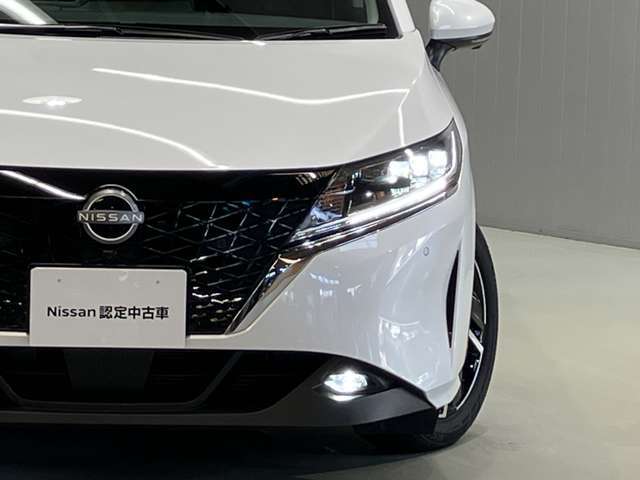 【LEDヘッドランプ＆LEDフォグランプ】ハロゲンヘッドランプの約2倍の明るさ！夜の運転も安心です！