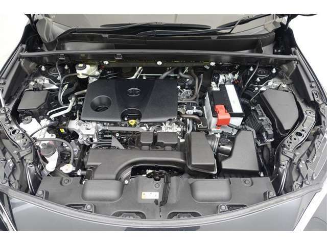 ★エアコンはオートタイプが装着済みです！オートモードにしておけば、車内温度を設定するだけで風の料や吹き出し口の切り替えを機械が行ってくれます！一年中快適な環境を作れますよ♪