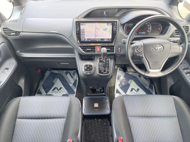 グループ総在庫数約30，000台！！全国の系列店からメーカー・車種問わずご紹介出来るので、あなたにピッタリのお車が見つかるはずです♪まずはお問い合わせ下さい☆