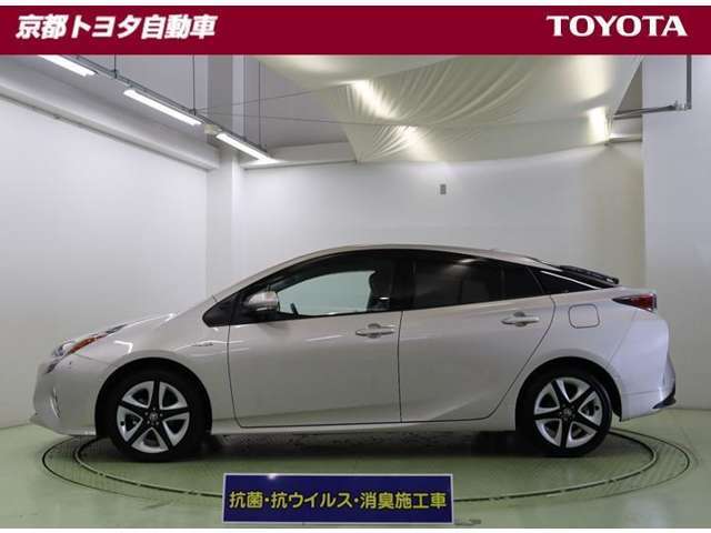 この車は、車検整備後にご納車となります。弊社のエンジニアがお車を点検致しますので、安心してお乗りいただけます。
