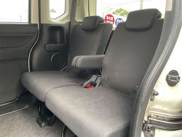 ★アームレスト付きで快適♪