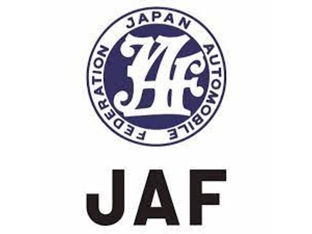 会員ならバッテリー上がりやパンク、キー閉じこみ、燃料切れ、事故や故障でのけん引・搬送作業など、さまざまなロードサービスを無料で受けられます。