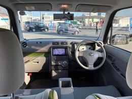 「この車の写真をもっと見たい」「状態が気になる」「この装備はついている？」どんな小さな疑問でもお気軽にお問い合わせください！