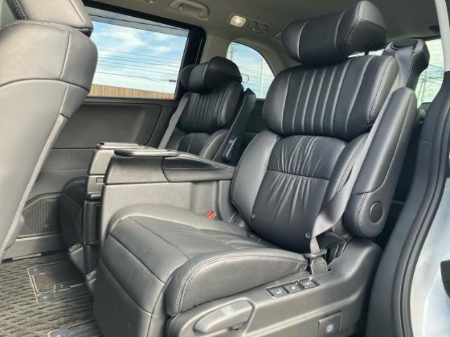 WECARS（ウィーカーズ）は全国250店舗展開！作業の都合上、車両をご覧頂けない場合がございます。来店前にお問合せ下さい